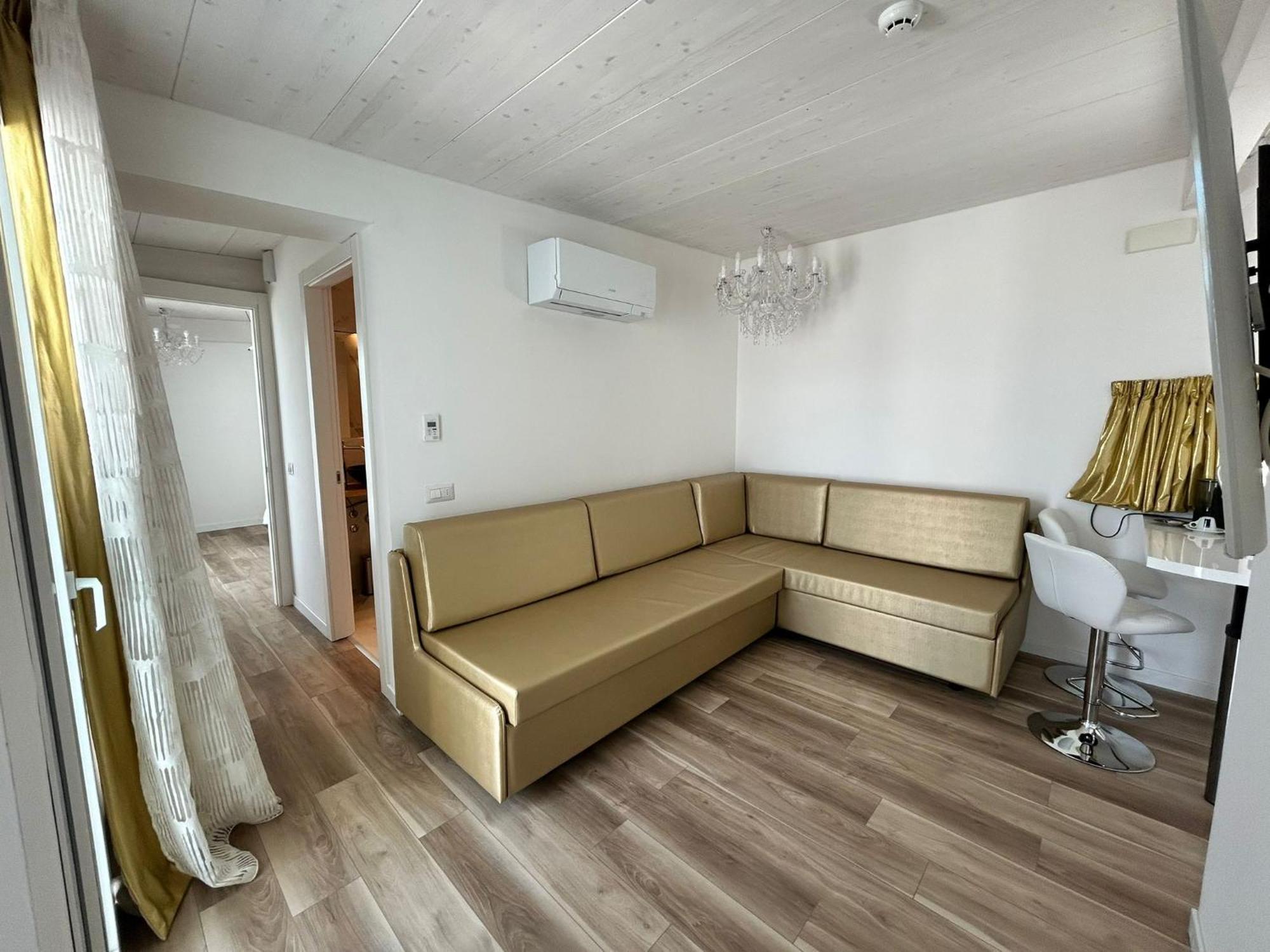 Miami Suite Hotel Bellaria-Igea Marina Exterior photo