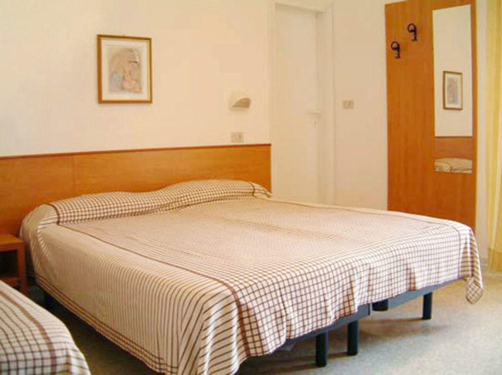 Miami Suite Hotel Bellaria-Igea Marina Exterior photo